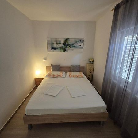 Apartman Davorka 카를로바크 외부 사진
